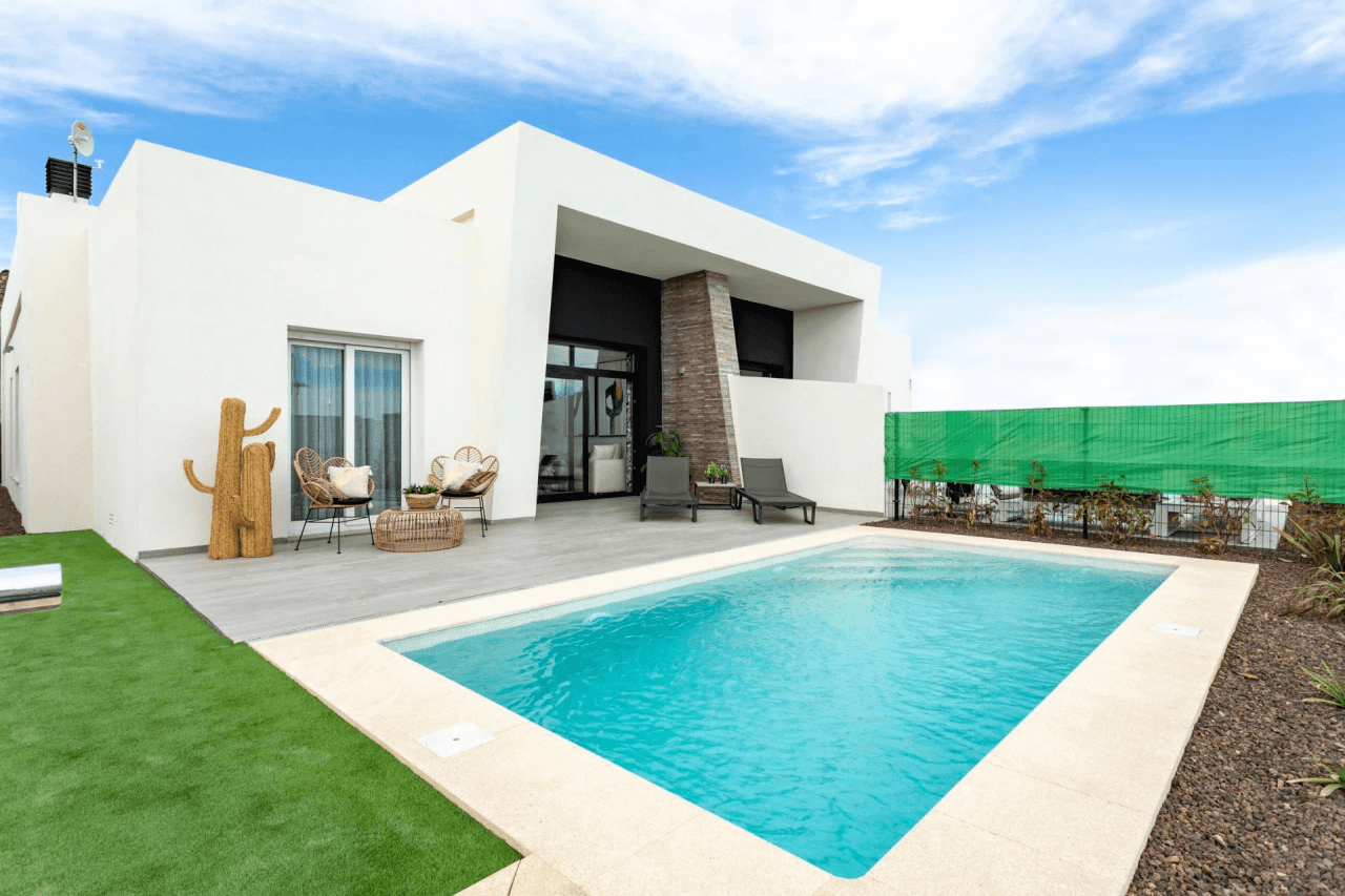 Villa à la vente à Algorfa
