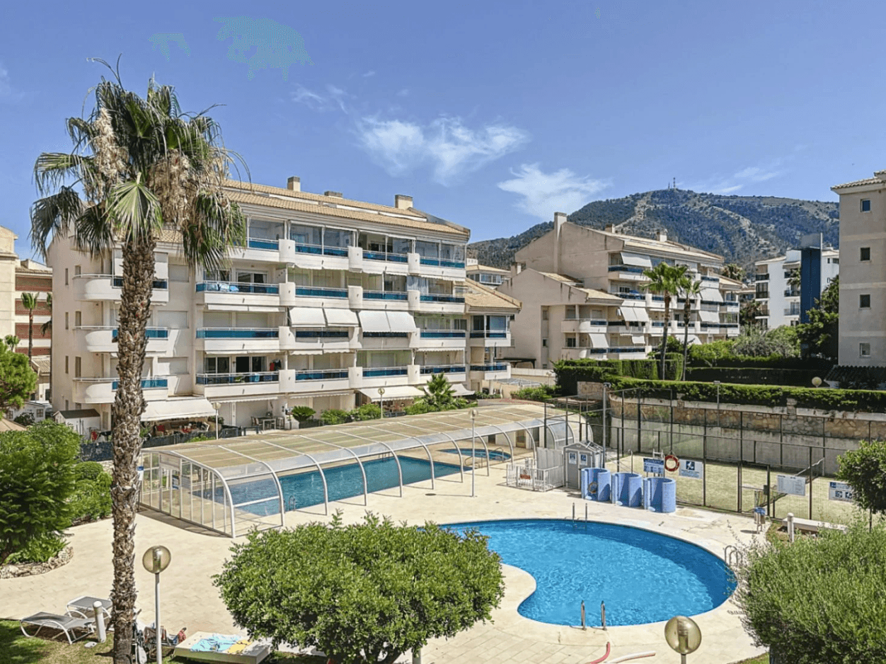 LEILIGHET TIL SALGS I ALBIR