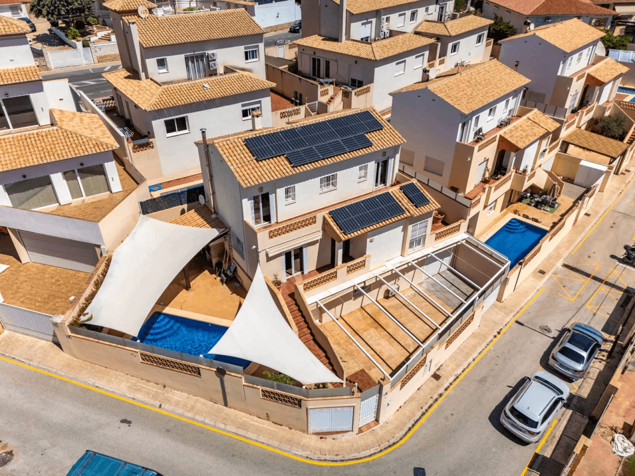 Chalet Reformado con 100m2 de Sótano en San Rafael, Alfaz del Pi