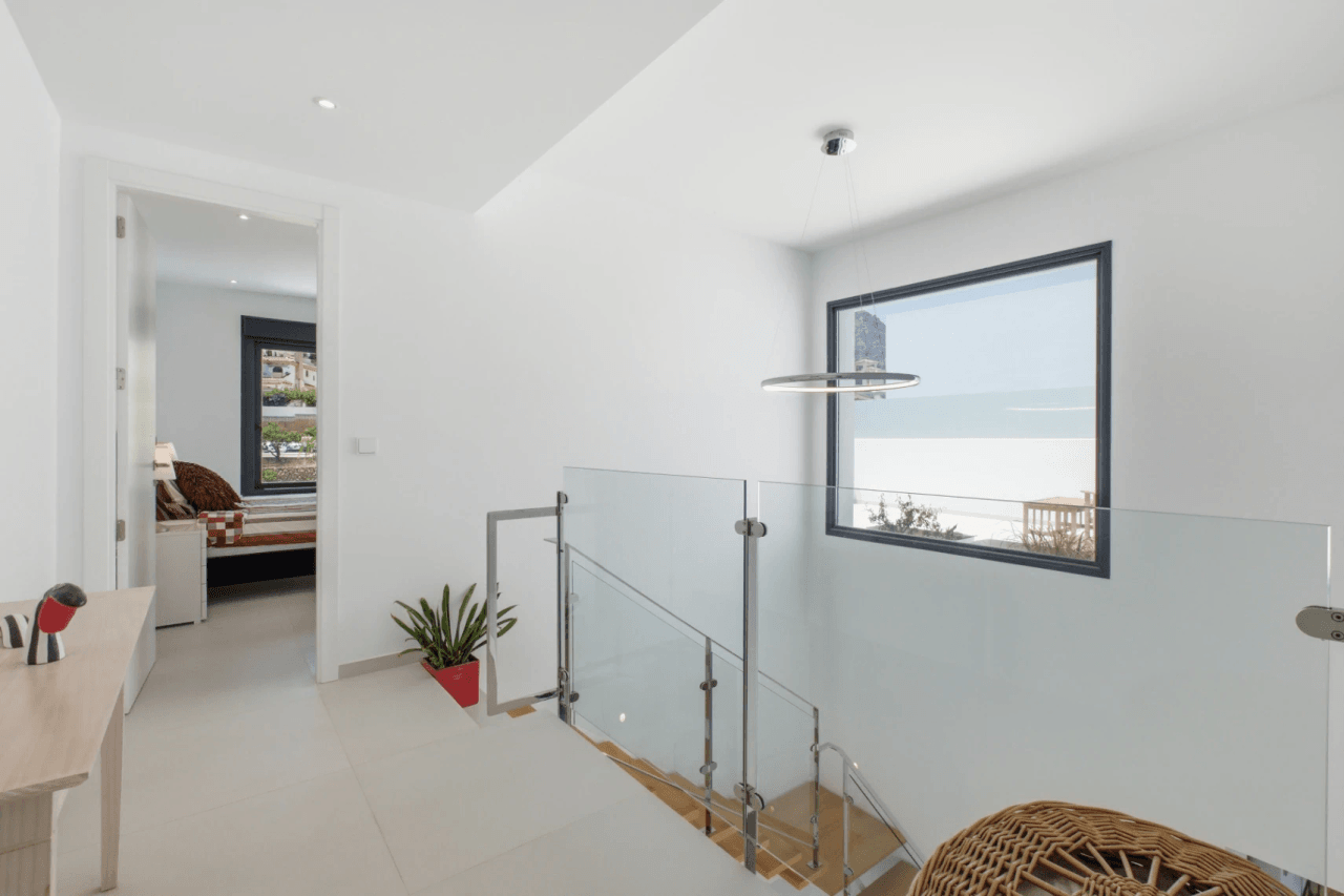 Villa en Venta Polop: 3 dormitorios y piscina privada