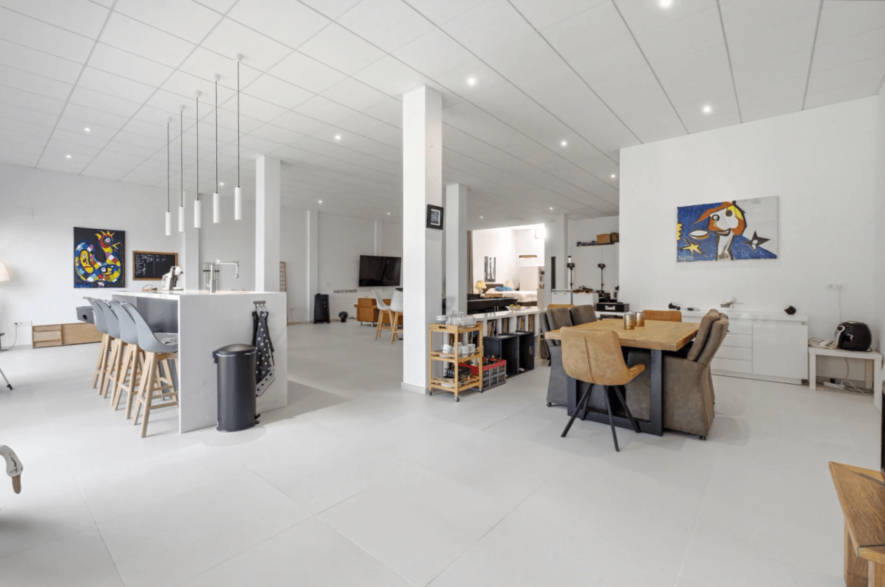 Villa en Venta Polop: 3 dormitorios y piscina privada