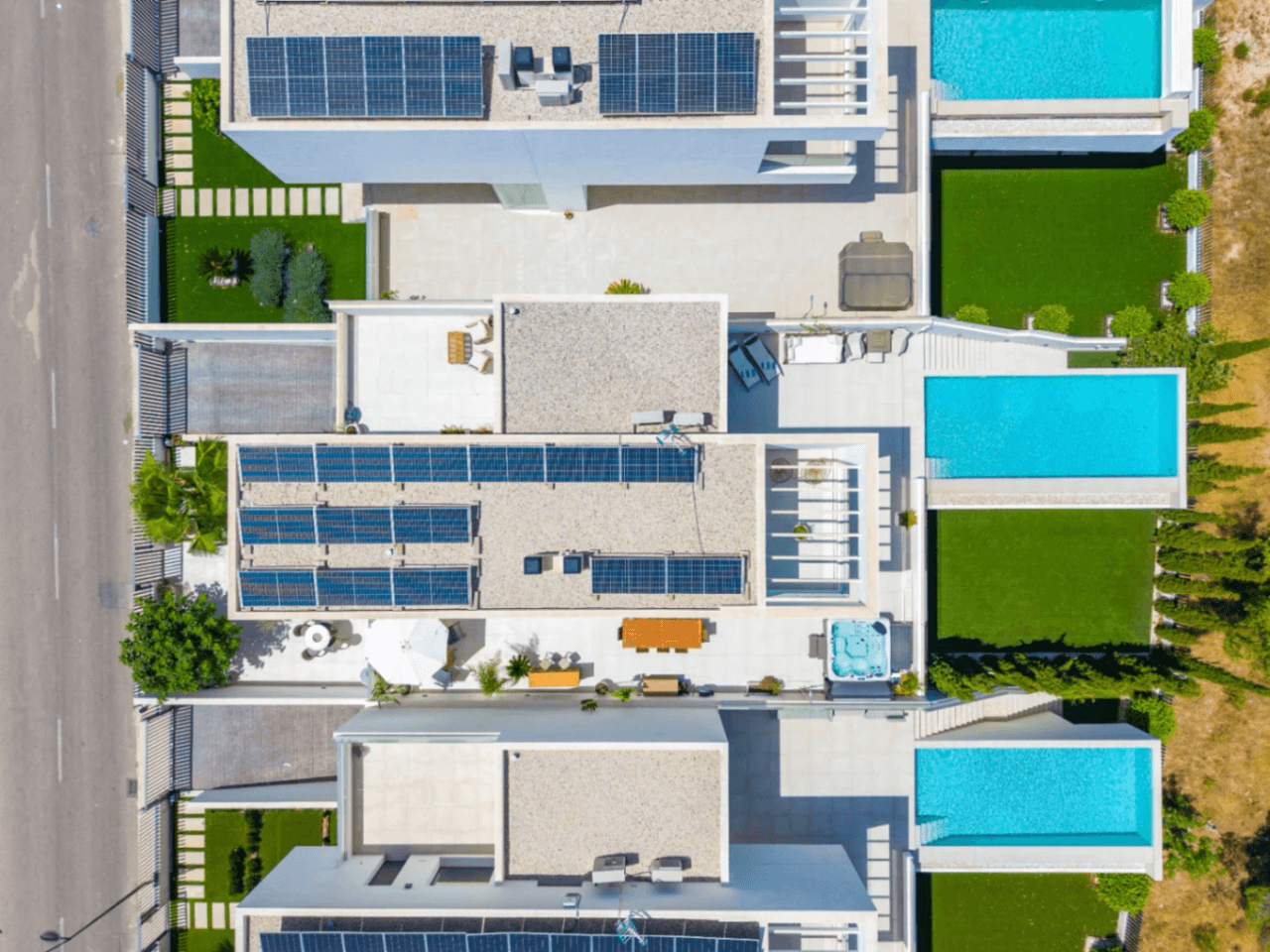 Villa en Venta Polop: 3 dormitorios y piscina privada