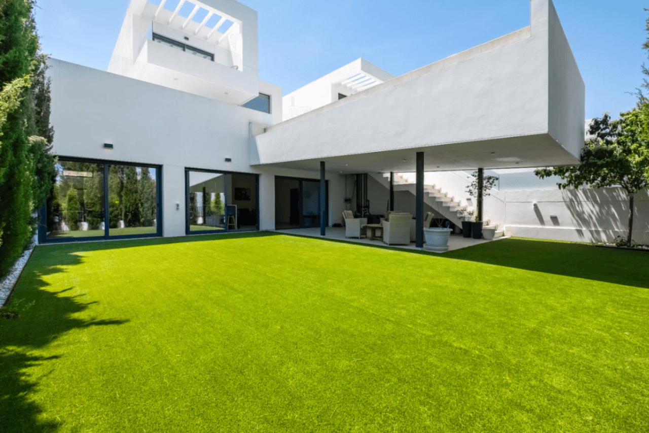 Villa en Venta Polop: 3 dormitorios y piscina privada
