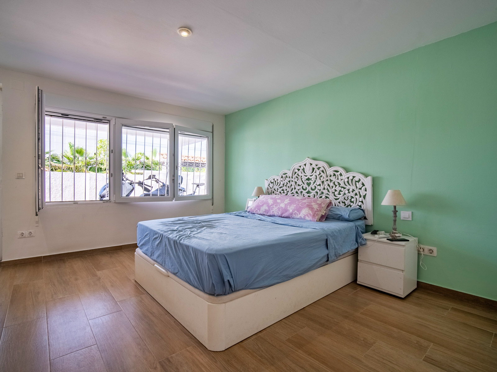Villa for sale in Albir