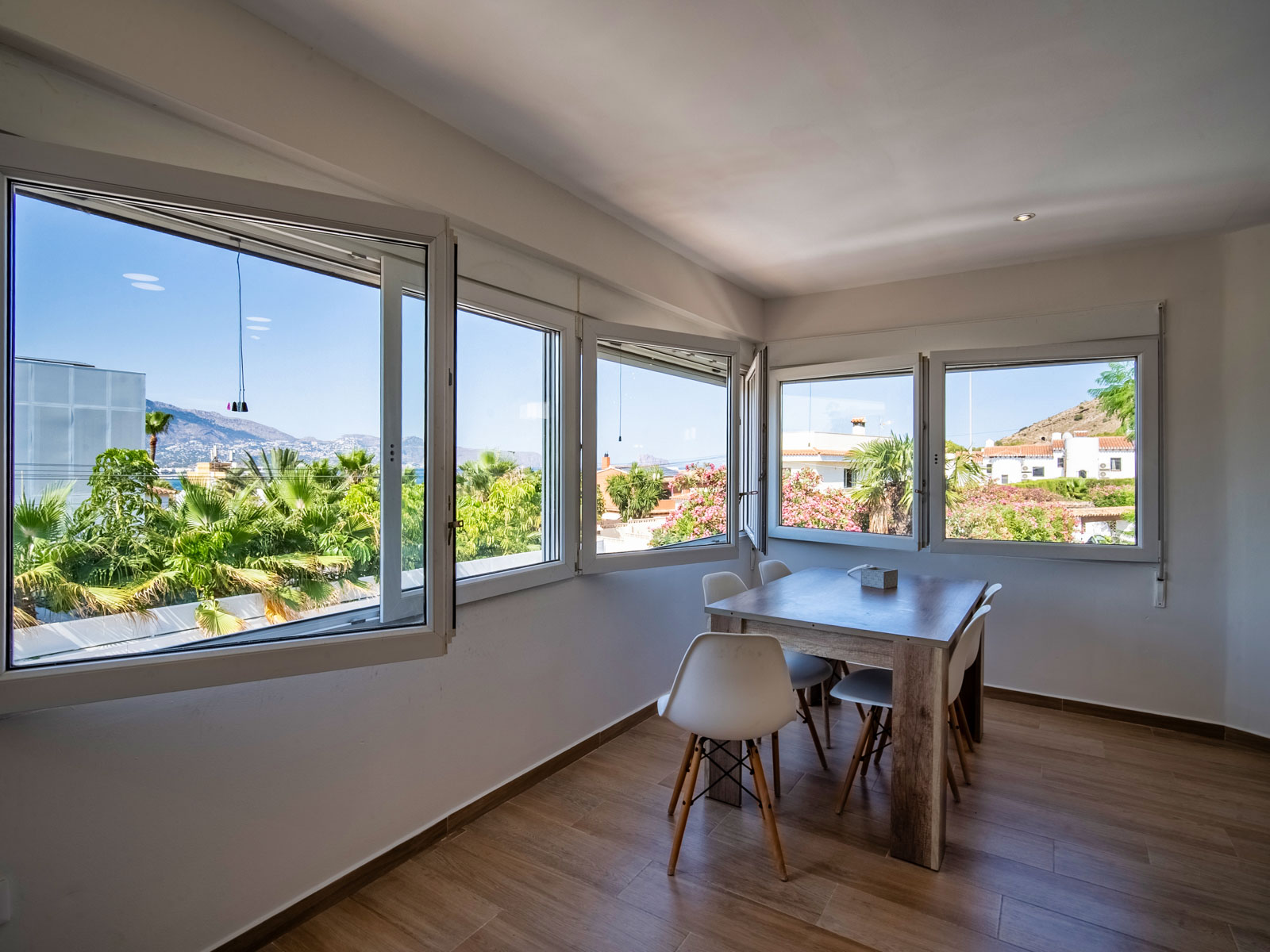 Villa for sale in Albir