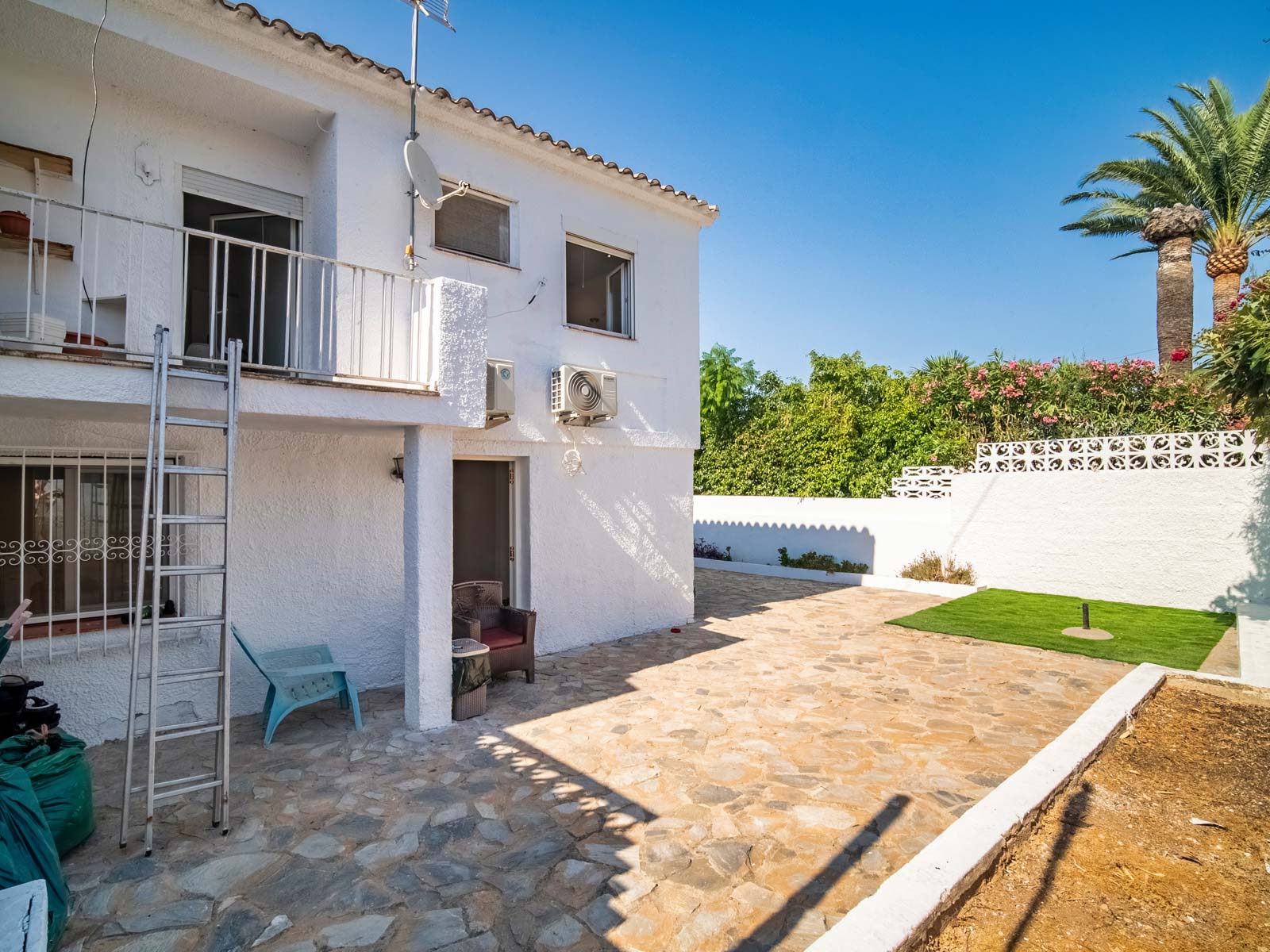 Villa for sale in Albir
