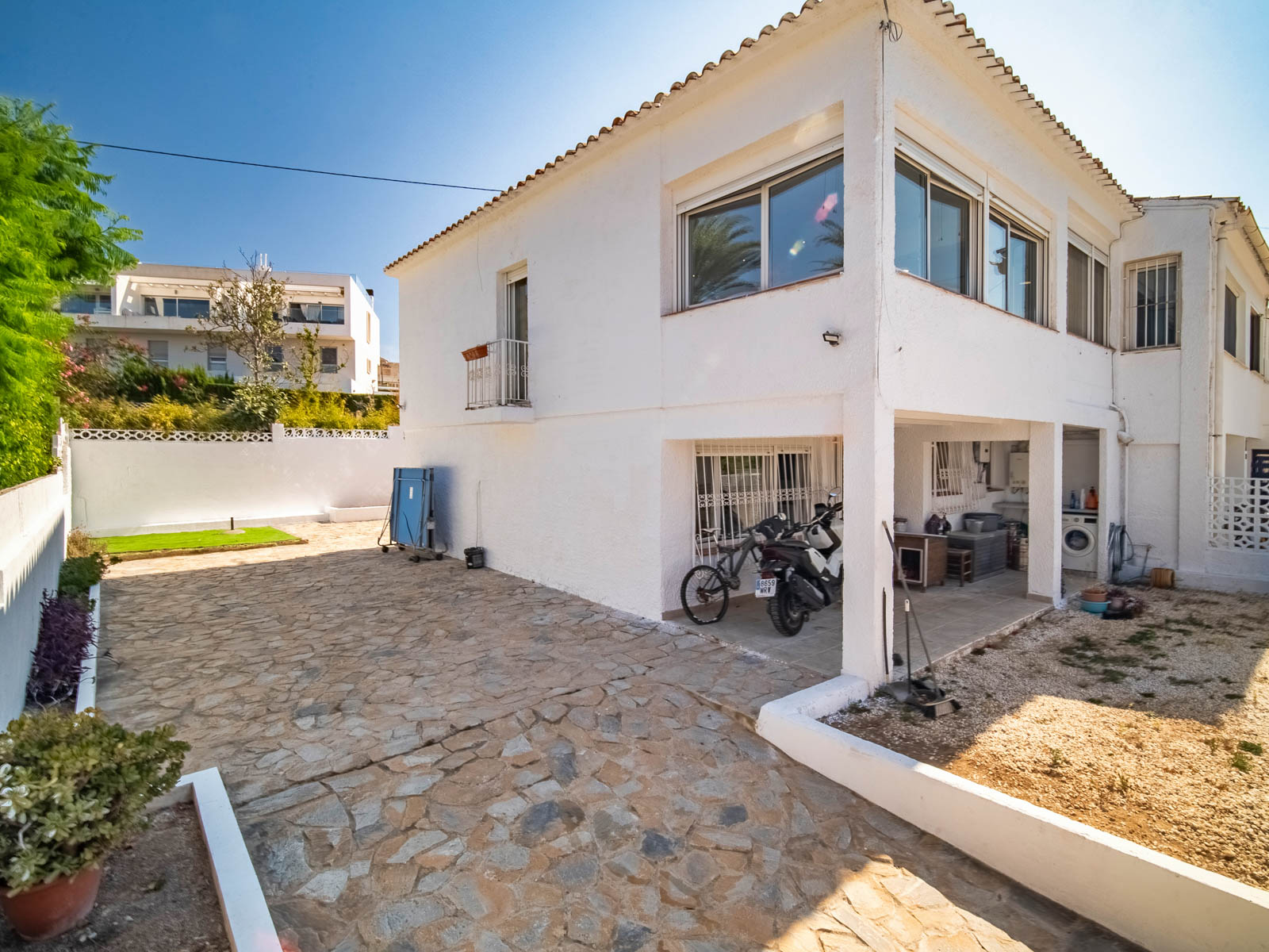 Villa for sale in Albir