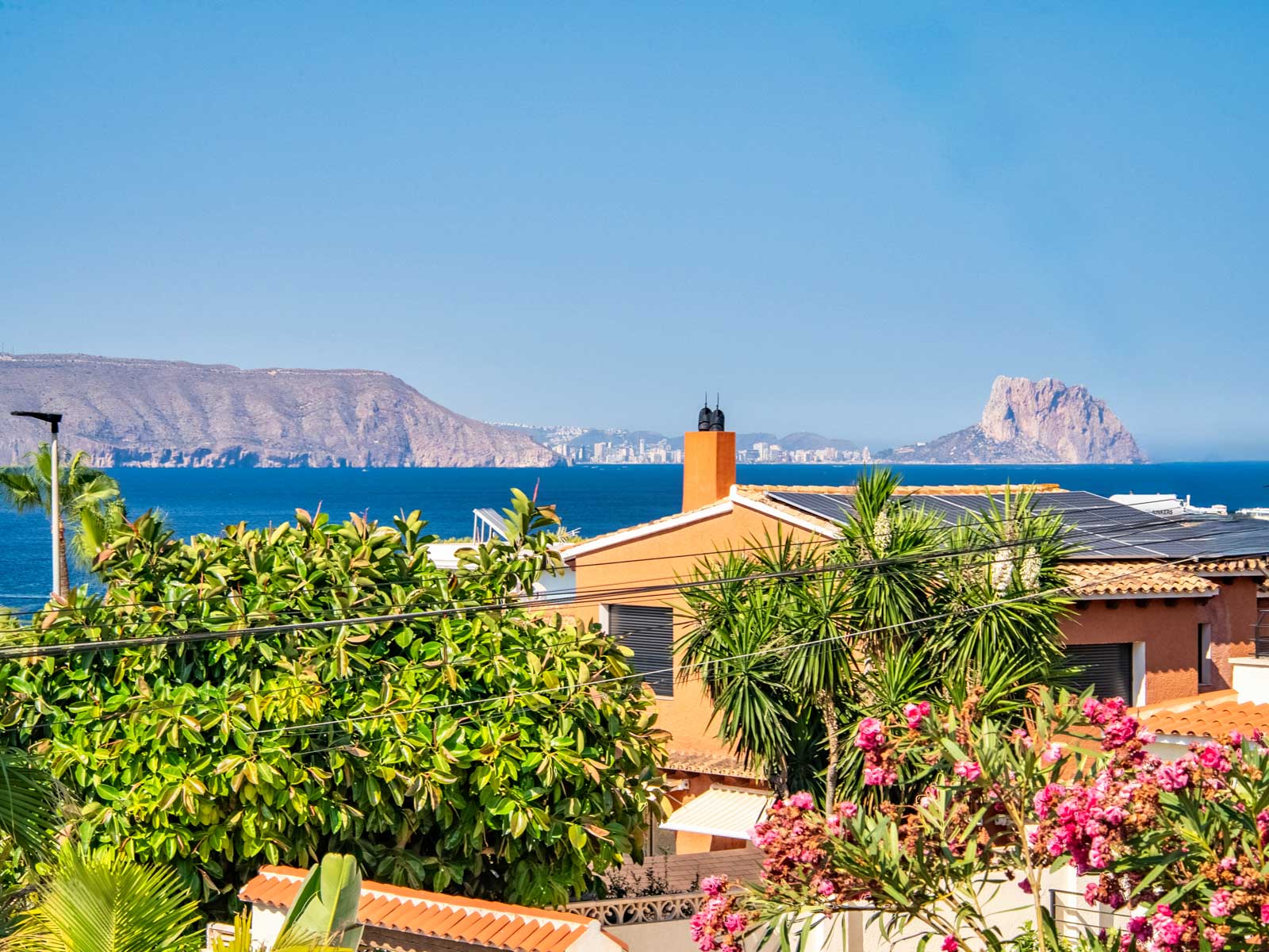 Villa for sale in Albir